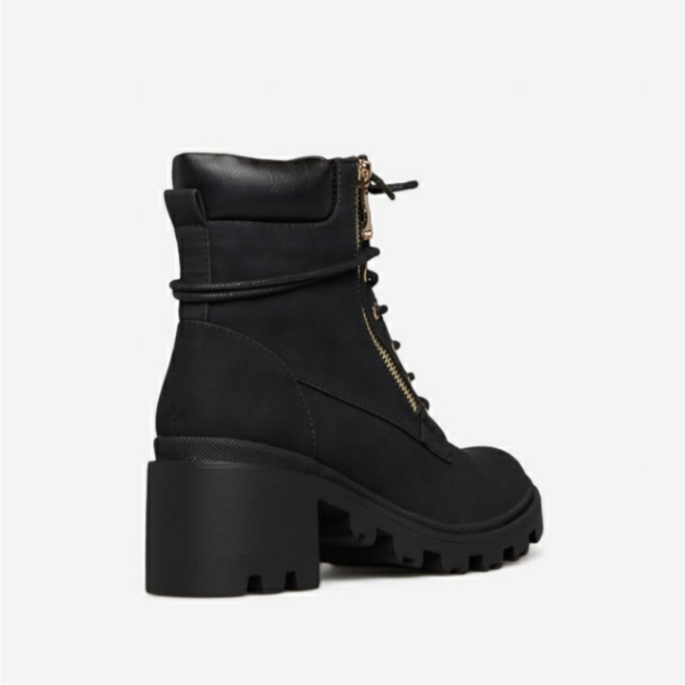 Shoedazzle Sebbe Lug-Sole Bootie - Picture 3 of 12